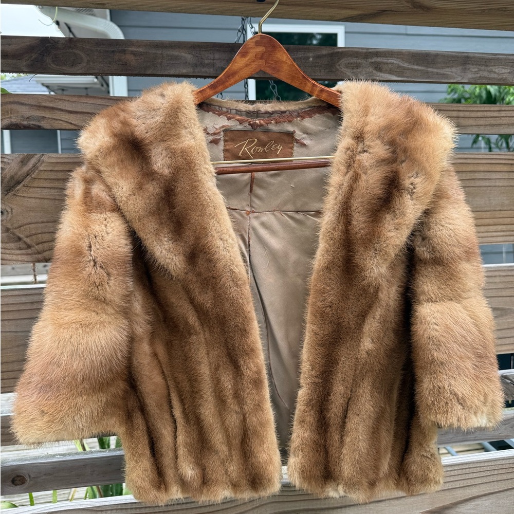 Women's Vintage authentic Ronley fur shawl